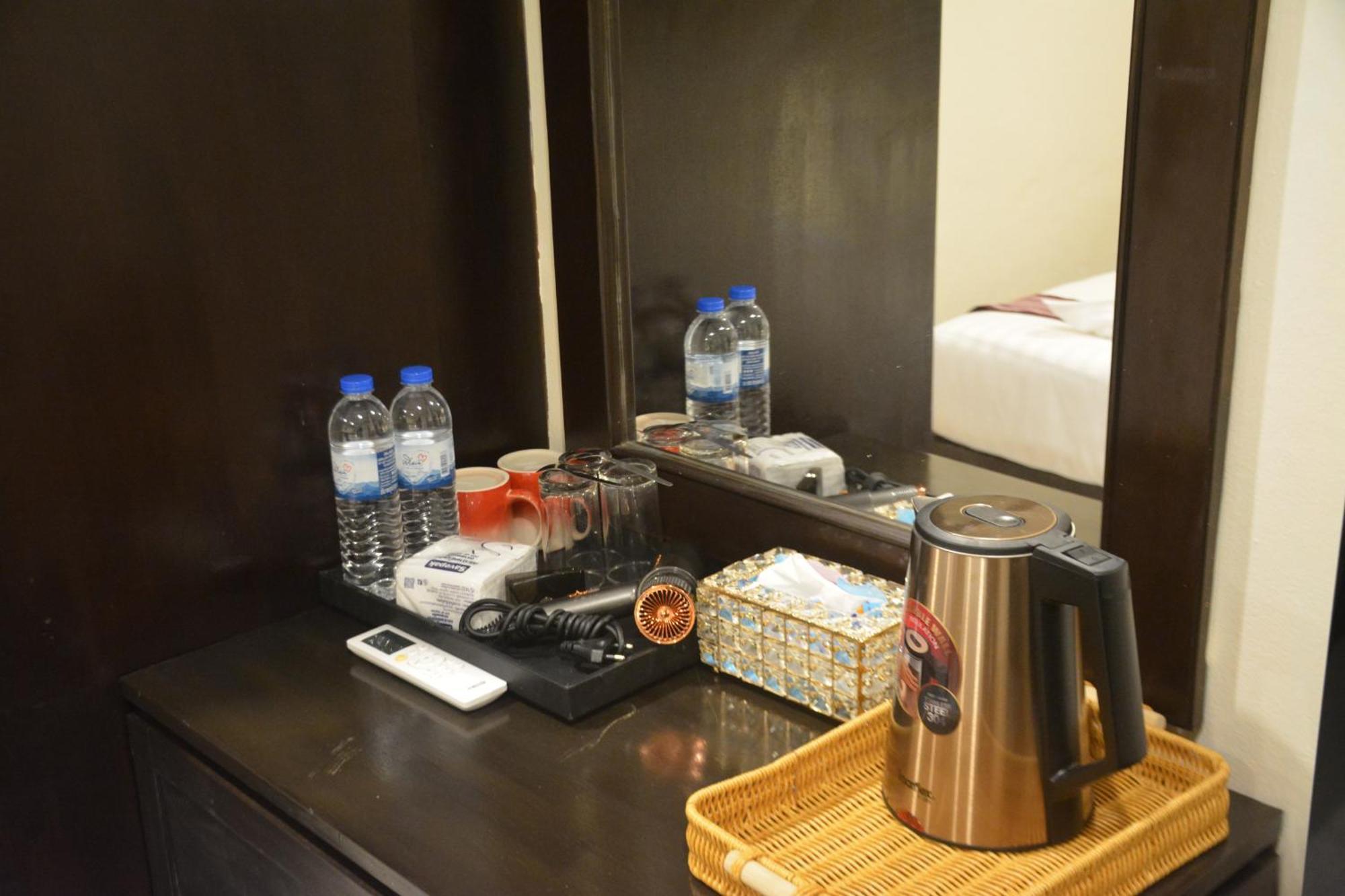 Patong Moon Inn Residence Dış mekan fotoğraf